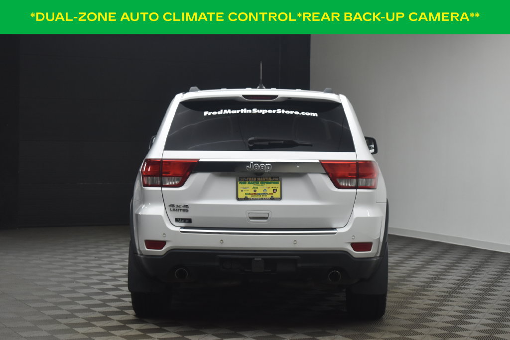 Used 2013 Jeep Grand Cherokee Limited w/ Trailer Tow Group IV AWD/4WD image 7