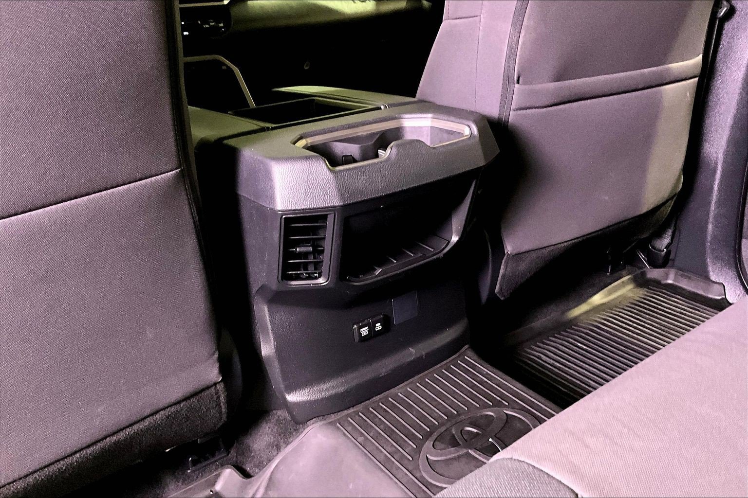 Used 2025 Toyota Tundra SR5 AWD/4WD image 12