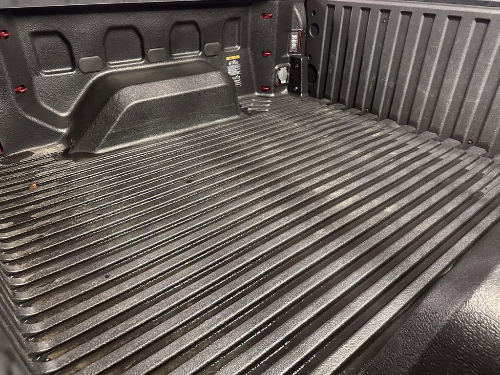 Used 2024 GMC Sierra 1500 Elevation image 20