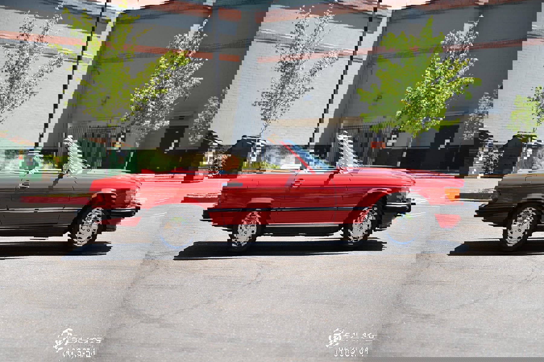 Used 1987 Mercedes-Benz 560 SL image 18