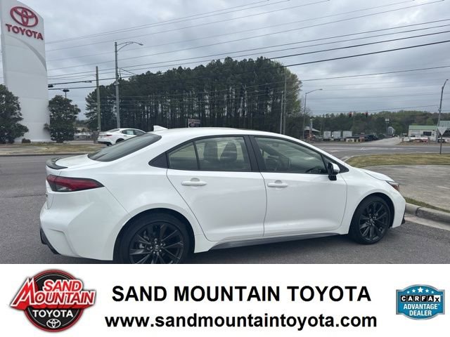 Used 2024 Toyota Corolla XSE FWD image 3