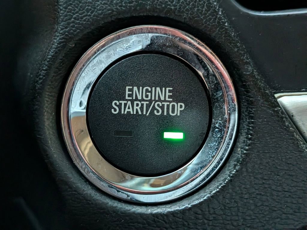 Used 2018 GMC Yukon Denali w/ Denali Ultimate Package image 30