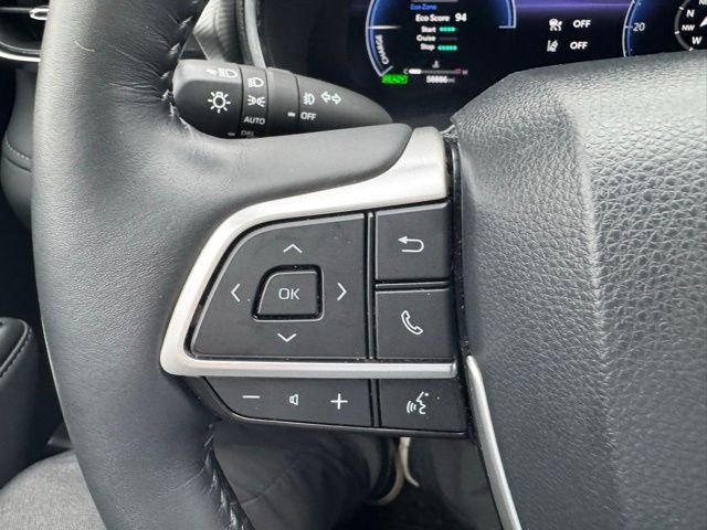Used 2024 Toyota Highlander Platinum image 25