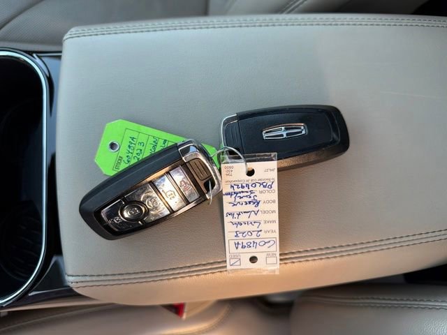 Used 2023 Lincoln Nautilus Reserve image 34