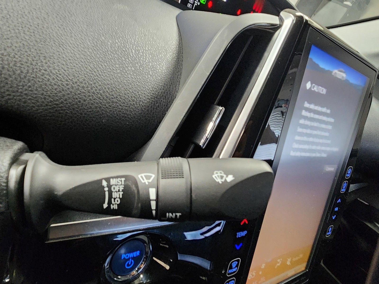 Used 2021 Toyota Prius Prime XLE image 38