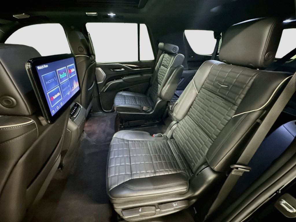 Used 2022 Cadillac Escalade Sport Platinum w/ LPO, ONYX Package AWD/4WD image 25