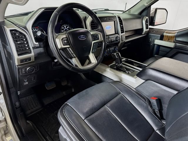 Used 2019 Ford F150 Lariat image 7