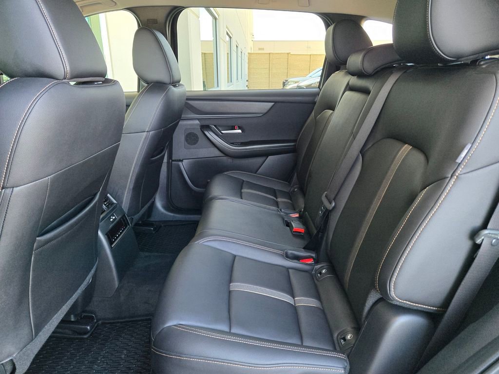 Used 2025 MAZDA CX-90 3.3 Turbo w/ Select Package image 14