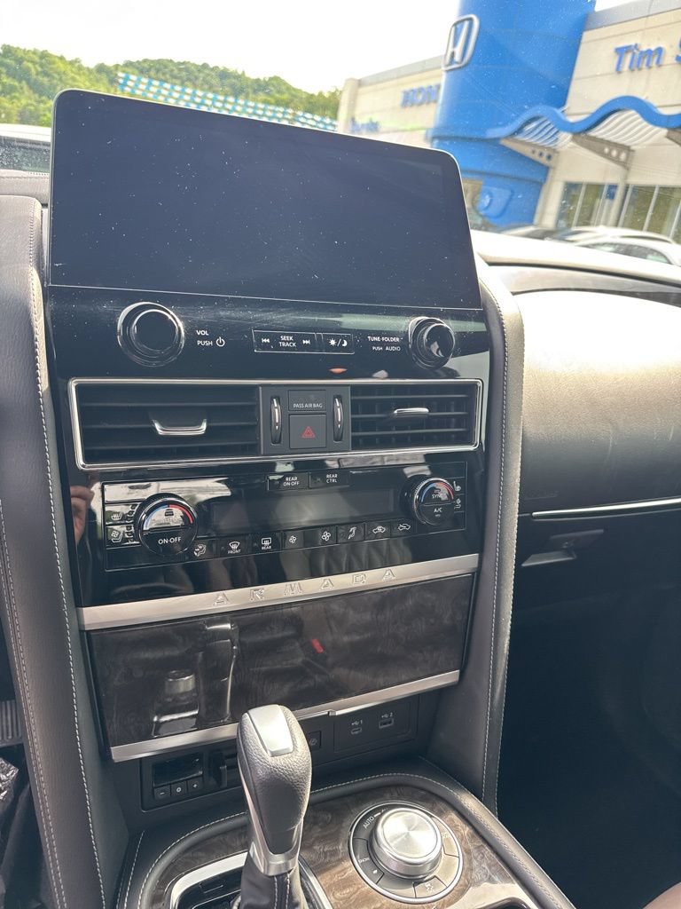 Used 2023 Nissan Armada Platinum w/ Captain's Chairs Package AWD/4WD image 18