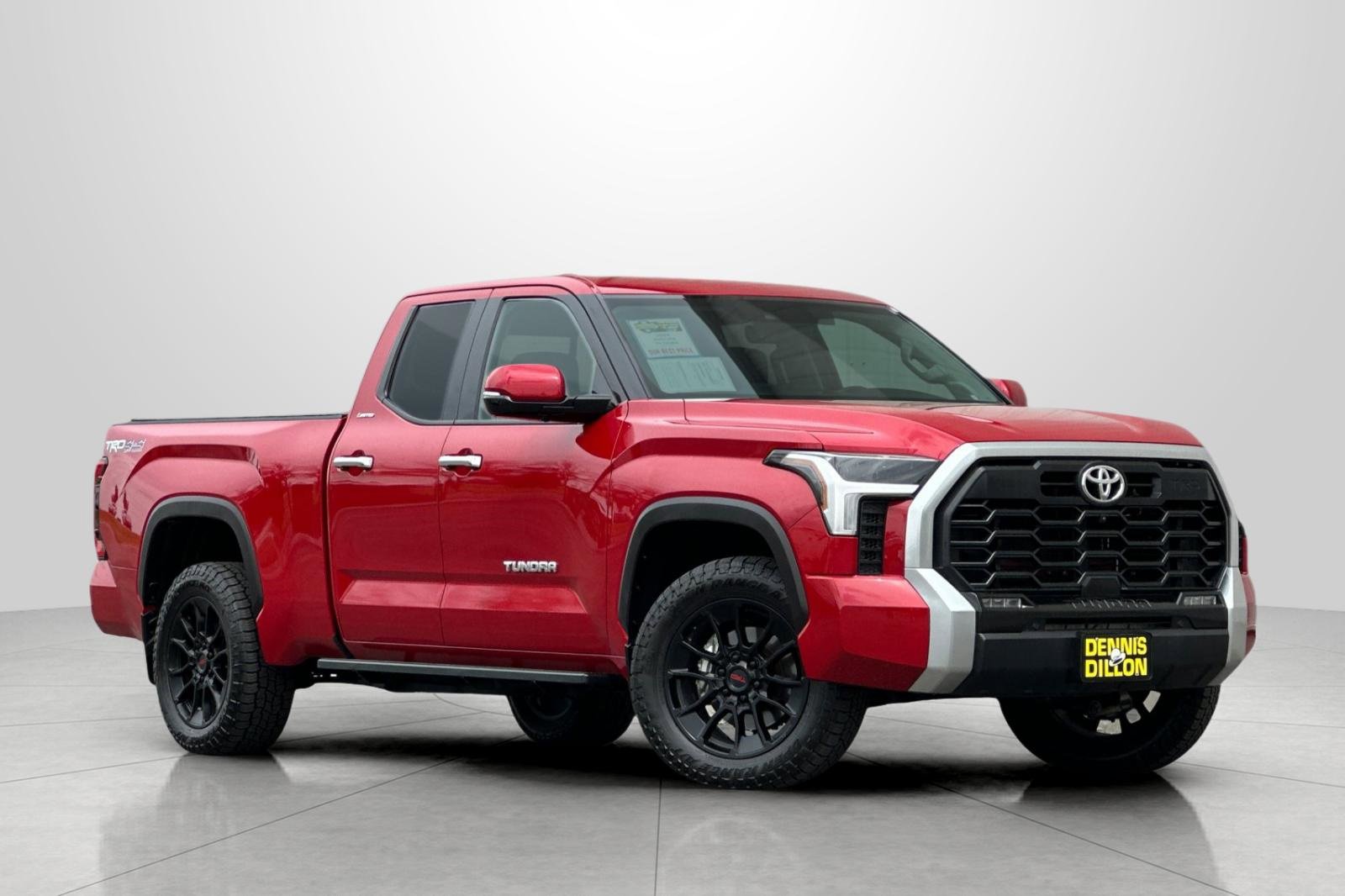 Used 2022 Toyota Tundra Limited image 2