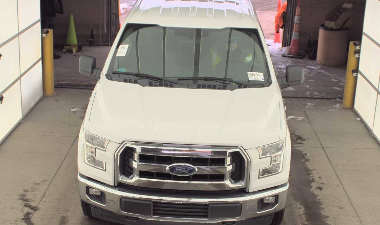 Used 2017 Ford F150 XLT image 3