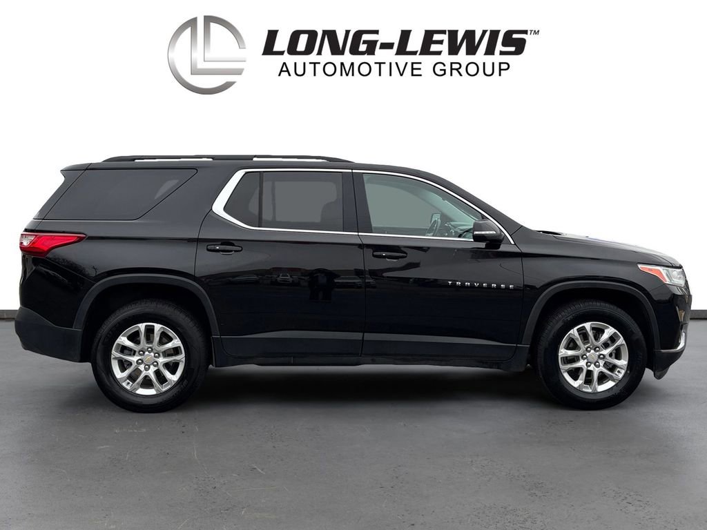 Used 2021 Chevrolet Traverse LT image 8