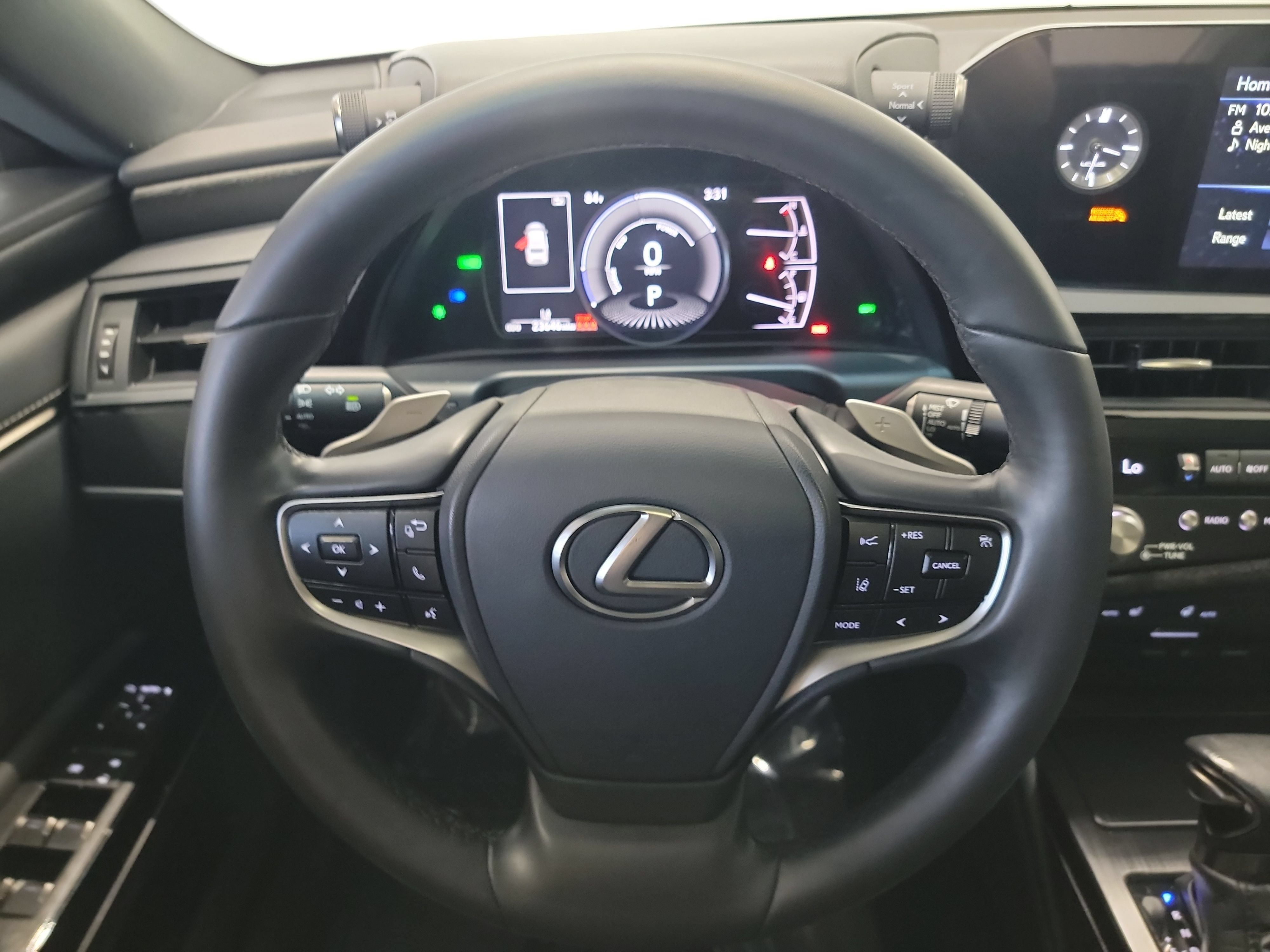 Used 2022 Lexus ES 300h w/ Premium Package FWD image 17