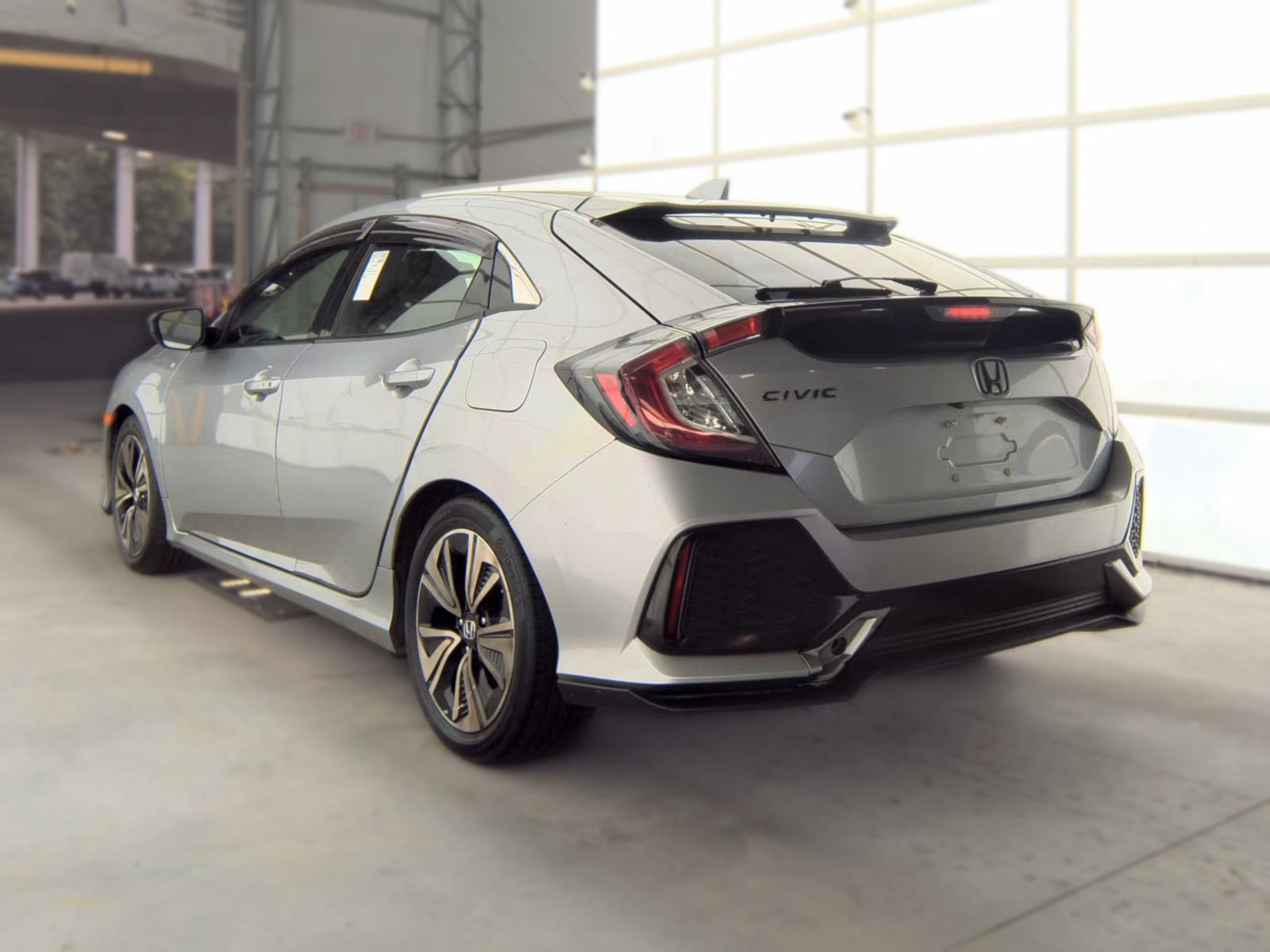 Used 2018 Honda Civic EX image 6