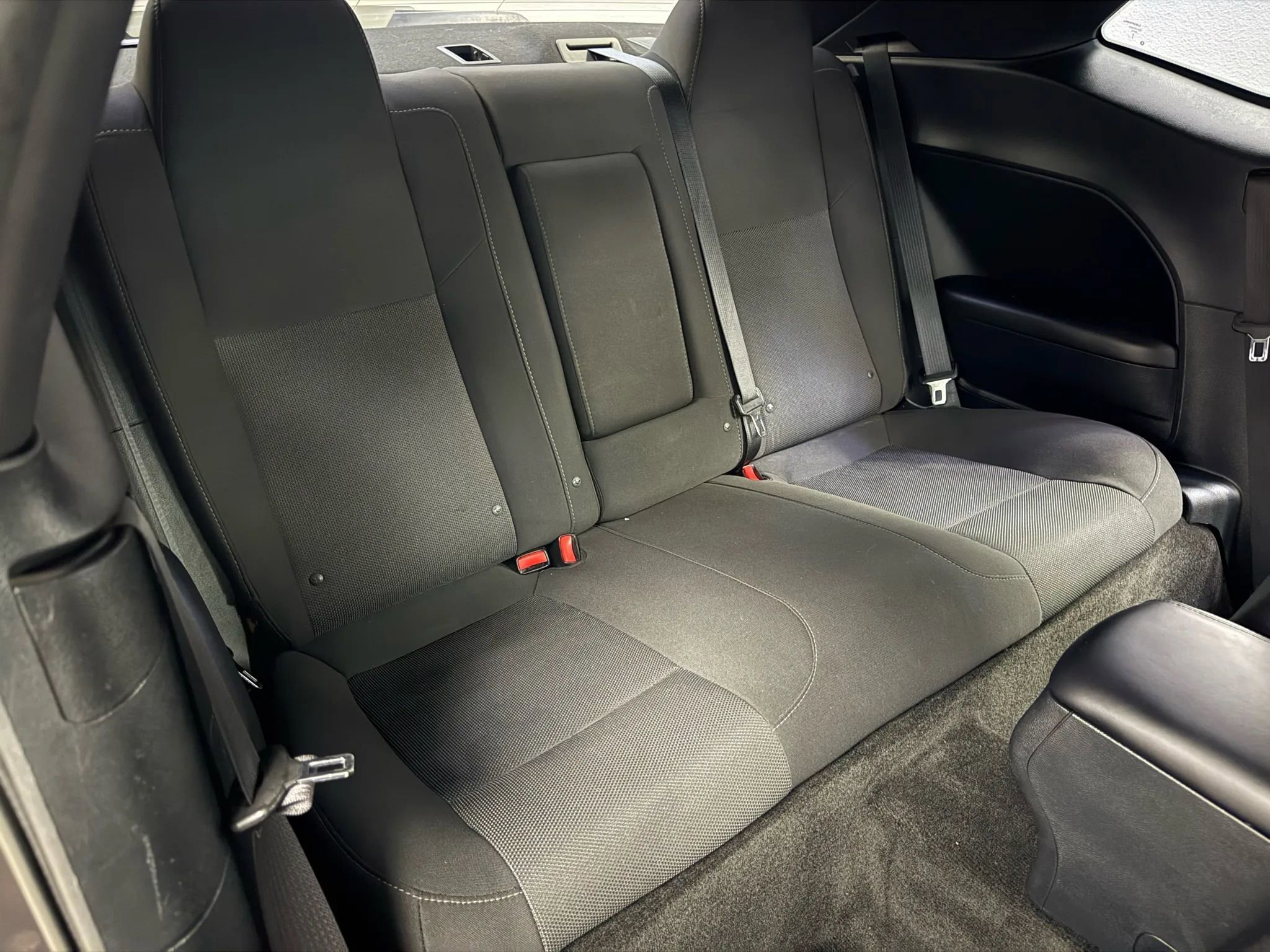 Used 2015 Dodge Challenger R/T Scat Pack w/ Driver Convenience Group image 14