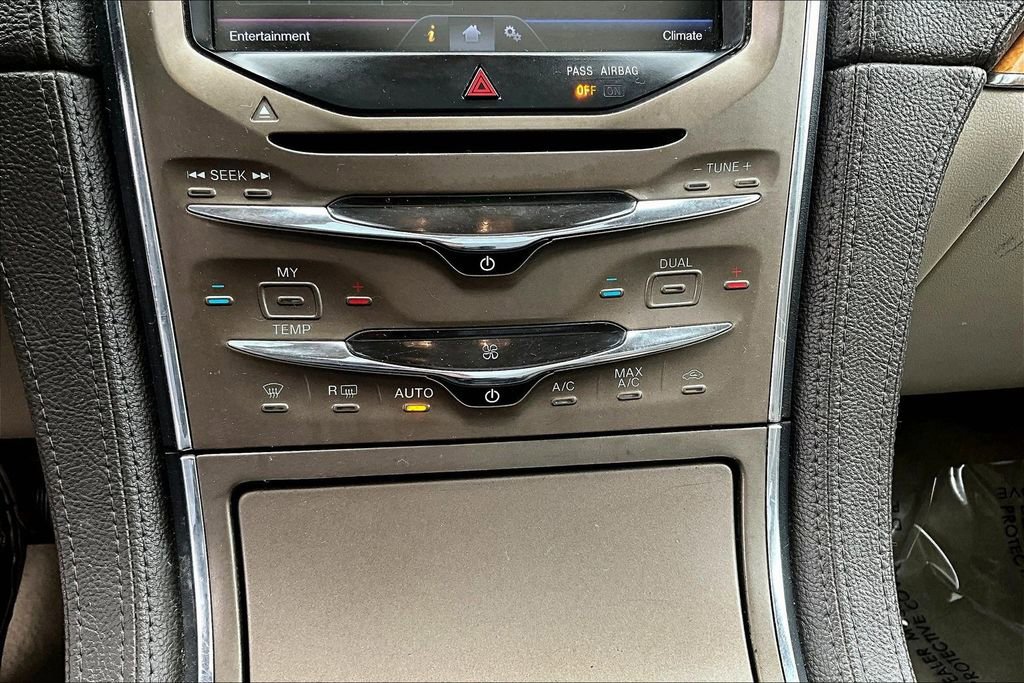 Used 2015 Lincoln MKX AWD w/ Equipment Group 102A image 15