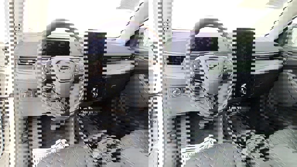 Used 2025 Ford Mustang Mach-E Select image 12