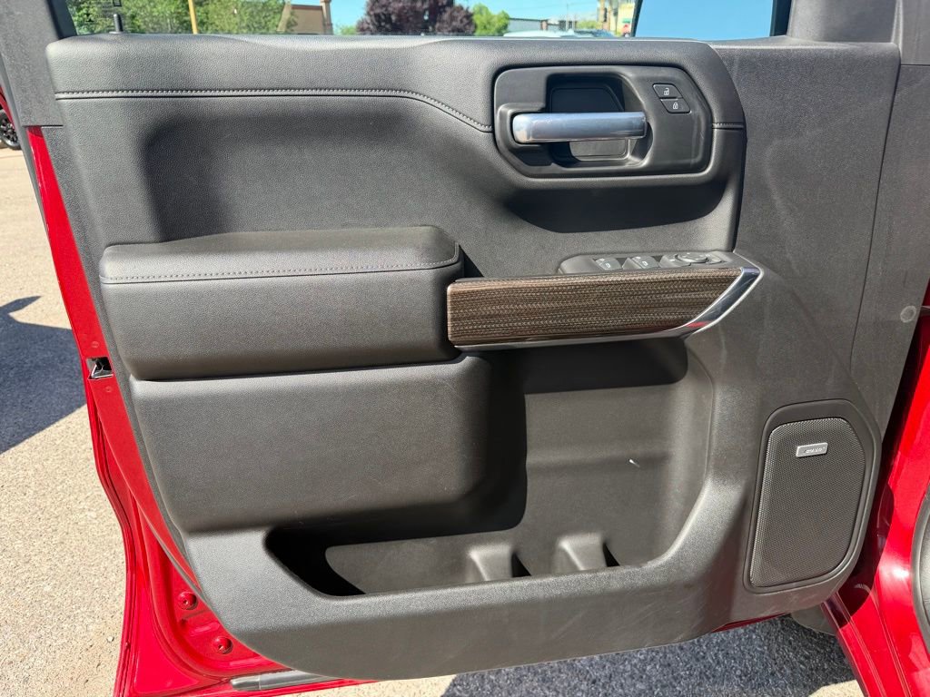 Used 2021 Chevrolet Silverado 1500 LT Trail Boss w/ Convenience Package II image 9