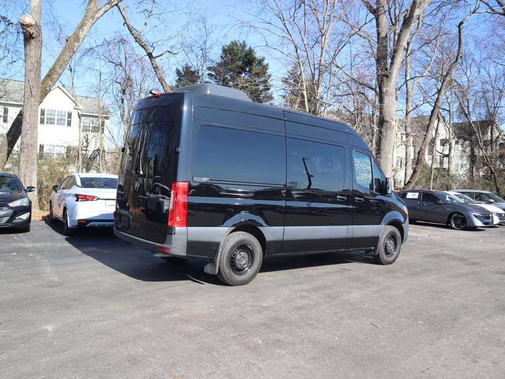 Used 2024 Mercedes-Benz Sprinter 2500 image 3
