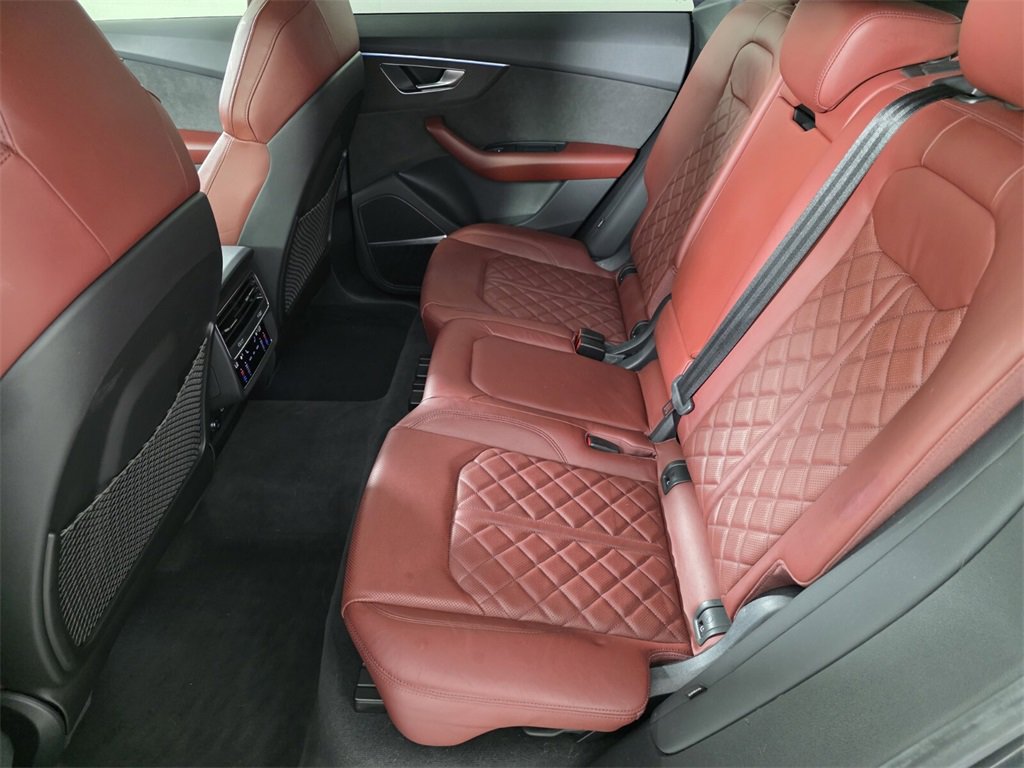Used 2021 Audi SQ8 Premium Plus w/ SQ8 Black Optic Package image 14