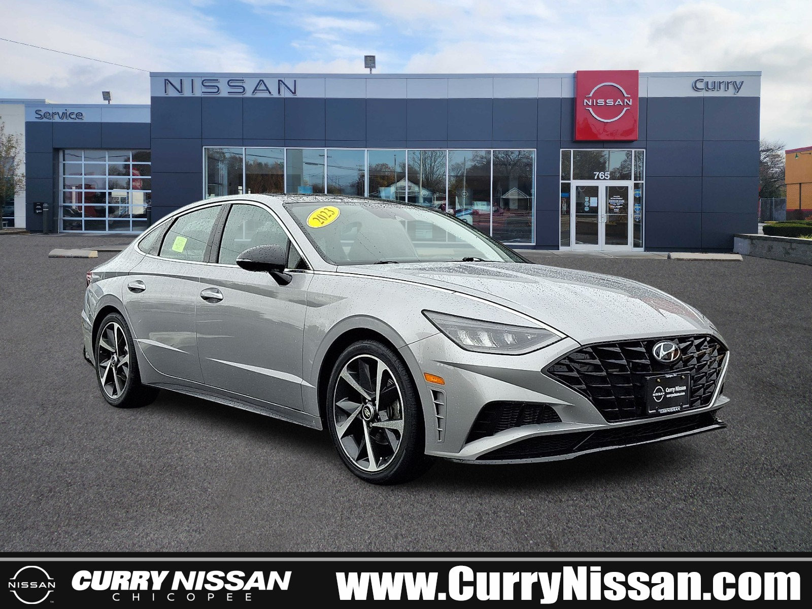 Used 2023 Hyundai Sonata SEL Plus w/ Preferred Accessory Package FWD image 1