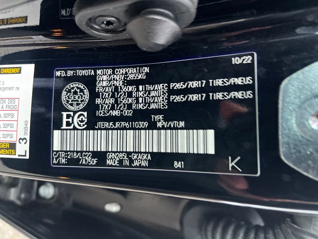 Used 2023 Toyota 4Runner TRD Off-Road Premium image 30