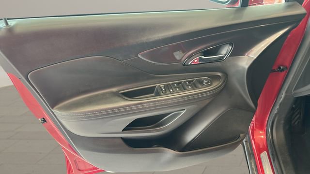 Used 2020 Buick Encore Preferred w/ Safety Package FWD image 10