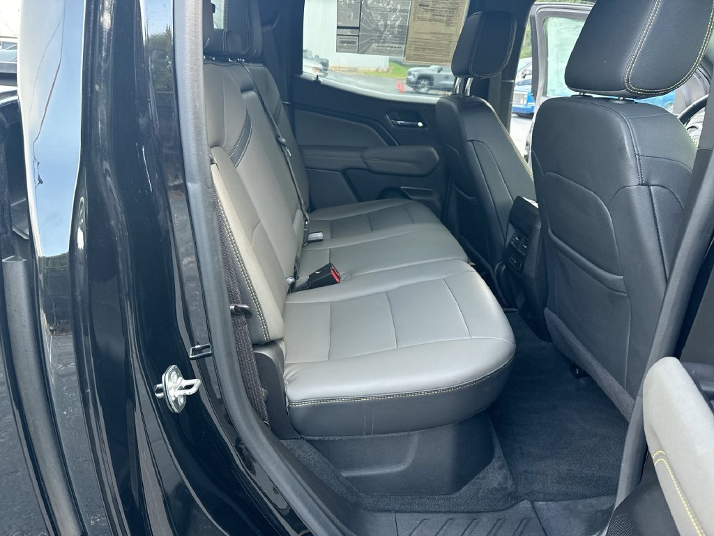 Used 2024 Chevrolet Colorado ZR2 w/ ZR2 Convenience Package III AWD/4WD image 29