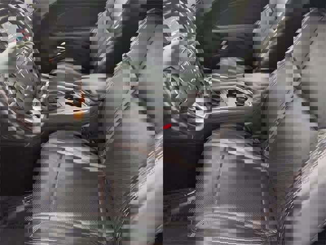 Used 2018 Dodge Challenger GT w/ Driver Convenience Group image 16