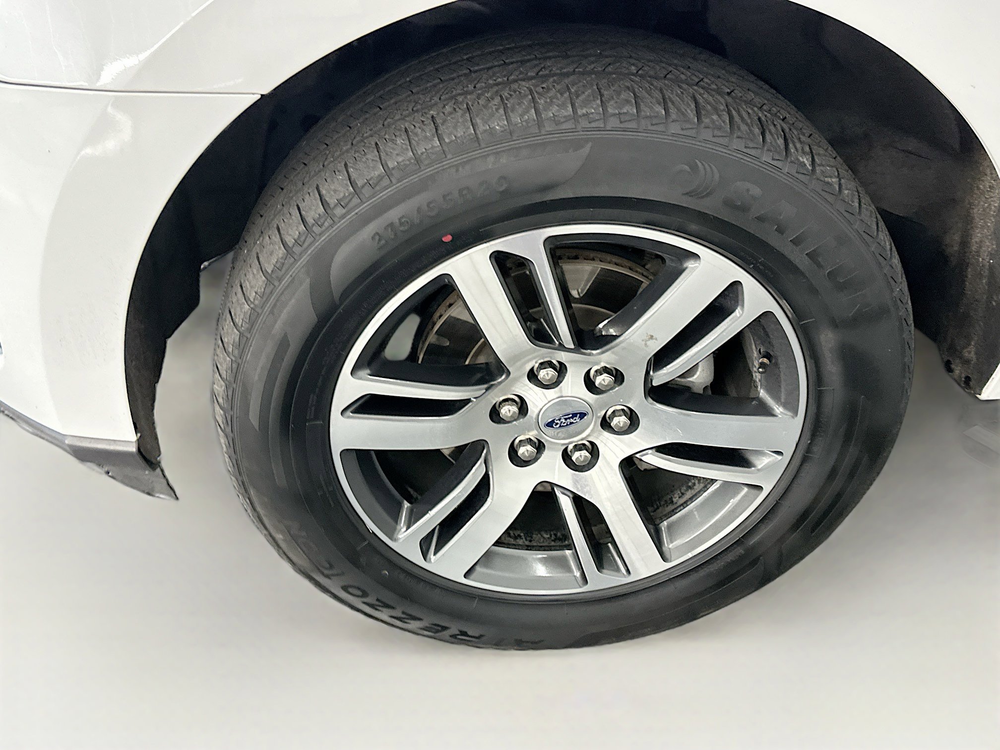 Used 2023 Ford Expedition Limited image 11