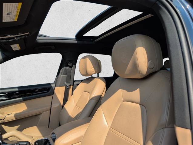 Used 2020 Porsche Cayenne AWD/4WD image 10
