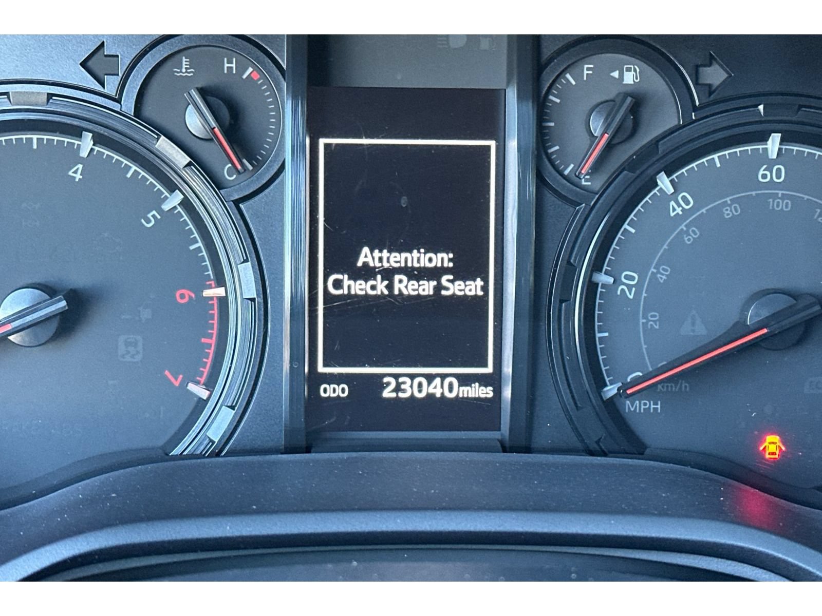 Used 2022 Toyota 4Runner SR5 Premium w/ Moonroof Package RWD image 31