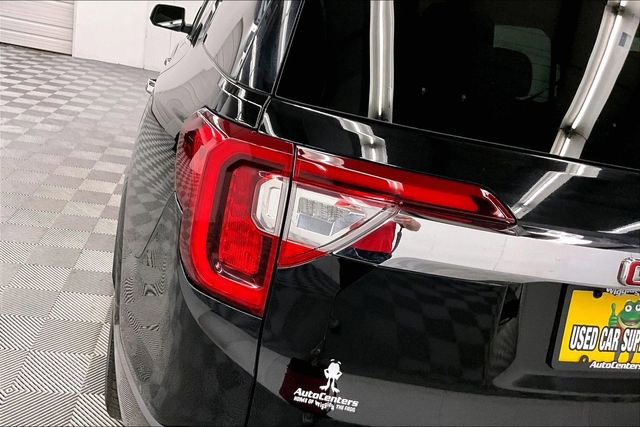 Used 2022 GMC Acadia Denali w/ GMC Pro Grade Package AWD/4WD image 37