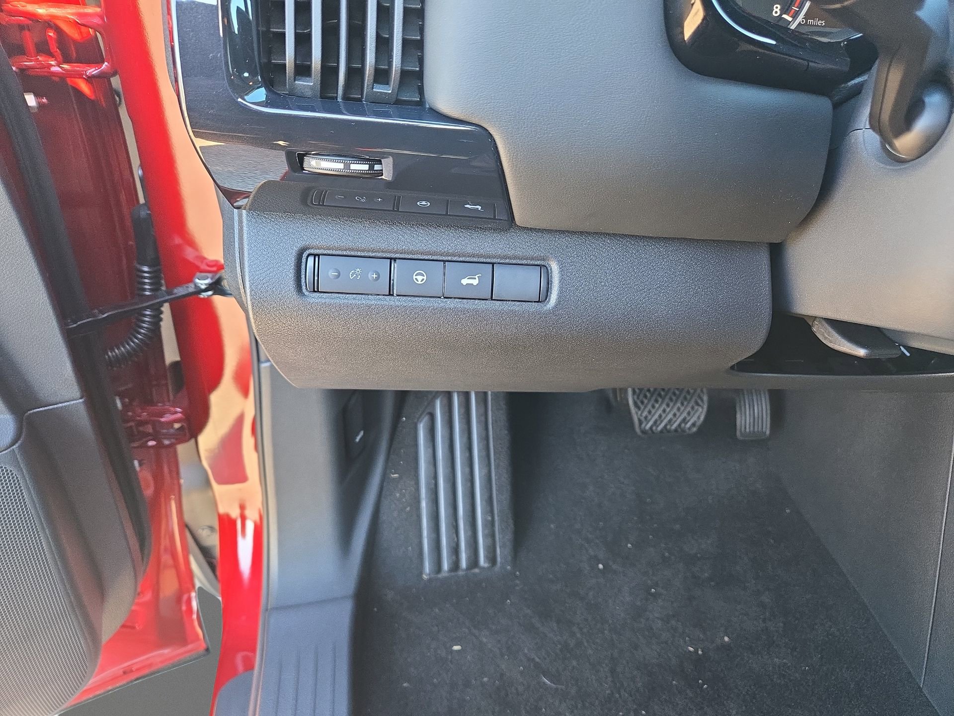 New 2026 Nissan Pathfinder SV image 19