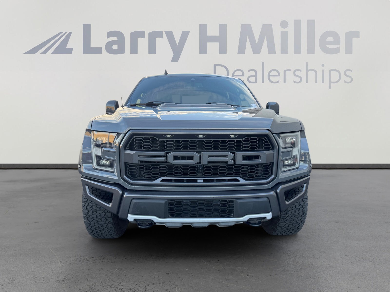 Used 2020 Ford F150 Raptor w/ Equipment Group 802A Luxury image 8