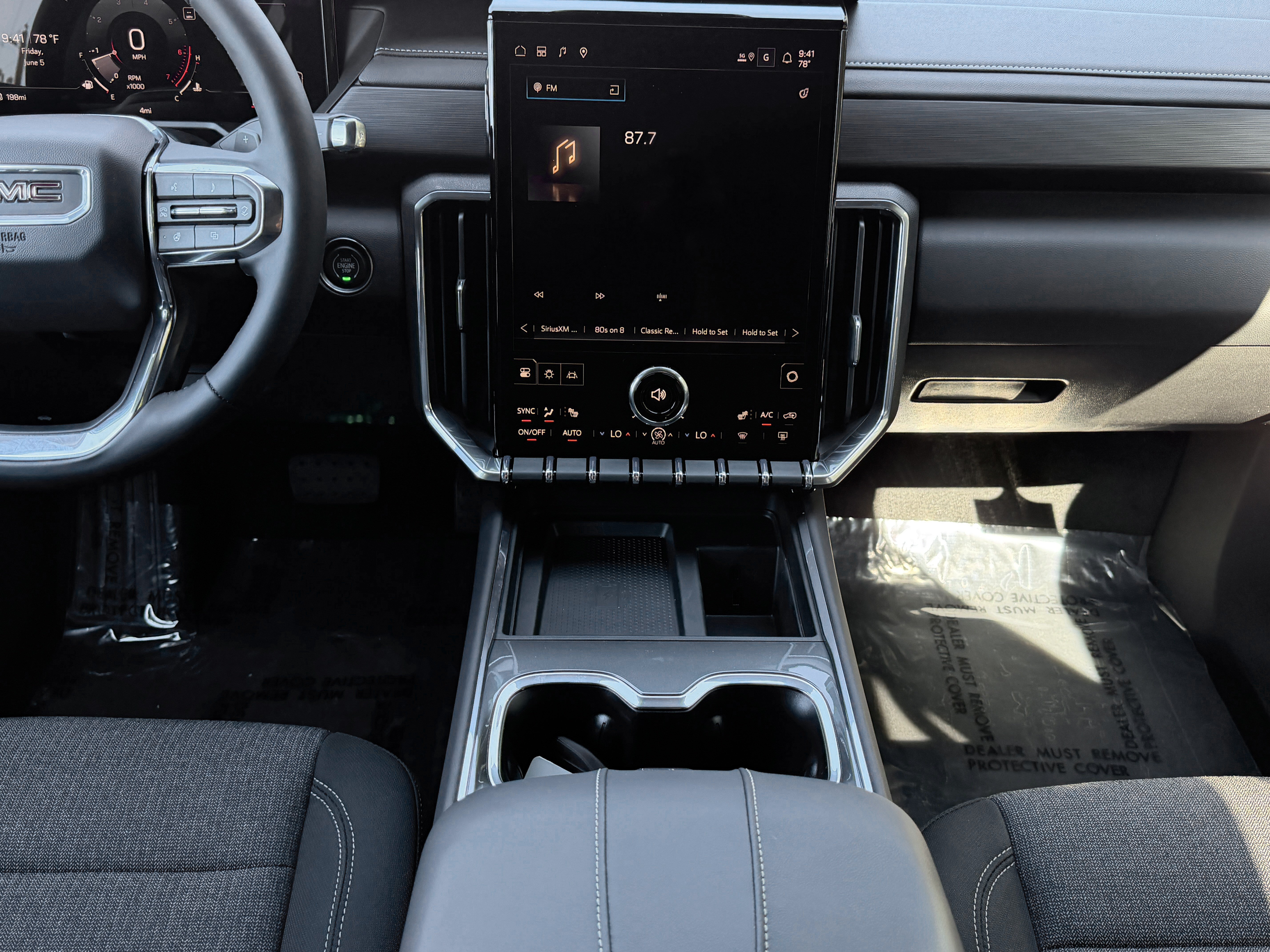 New 2026 GMC Acadia Elevation w/ Black Edition FWD image 21