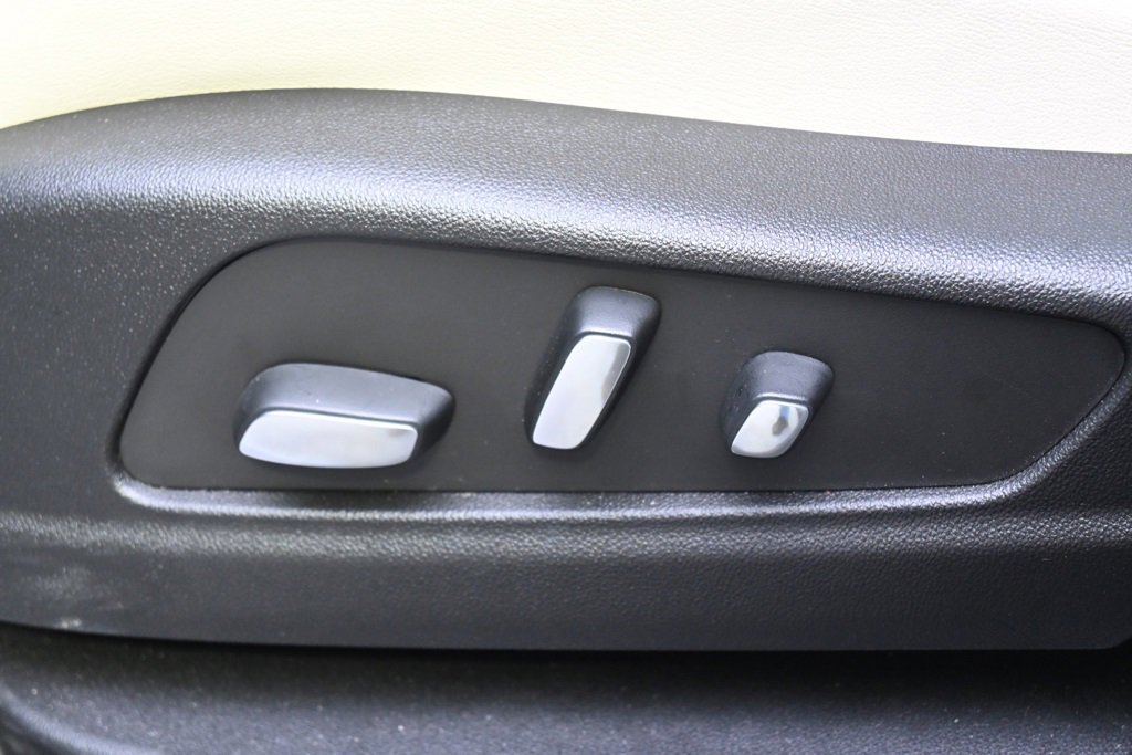 New 2025 Cadillac XT5 Sportv w/ Technology Package image 14