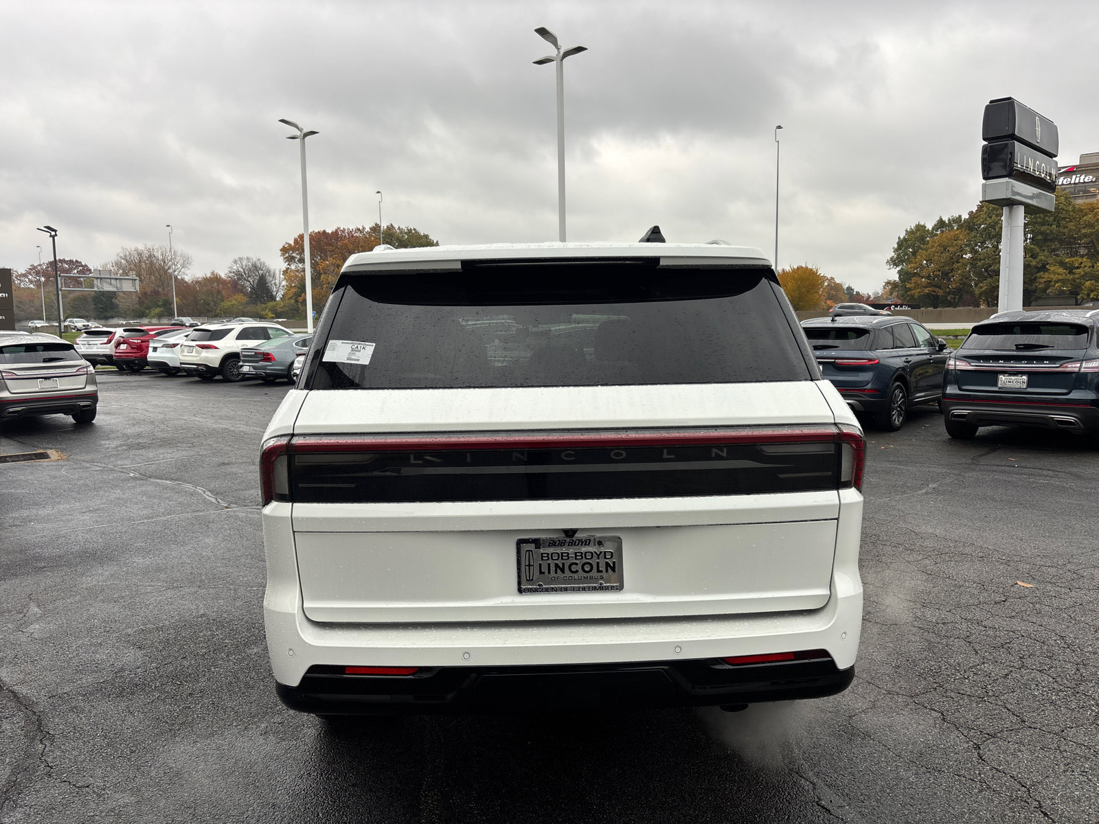 New 2025 Lincoln Navigator Reserve image 6