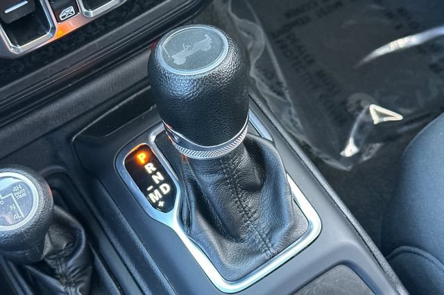 Used 2023 Jeep Wrangler Unlimited w/ 8.4" Radio Group AWD/4WD image 25
