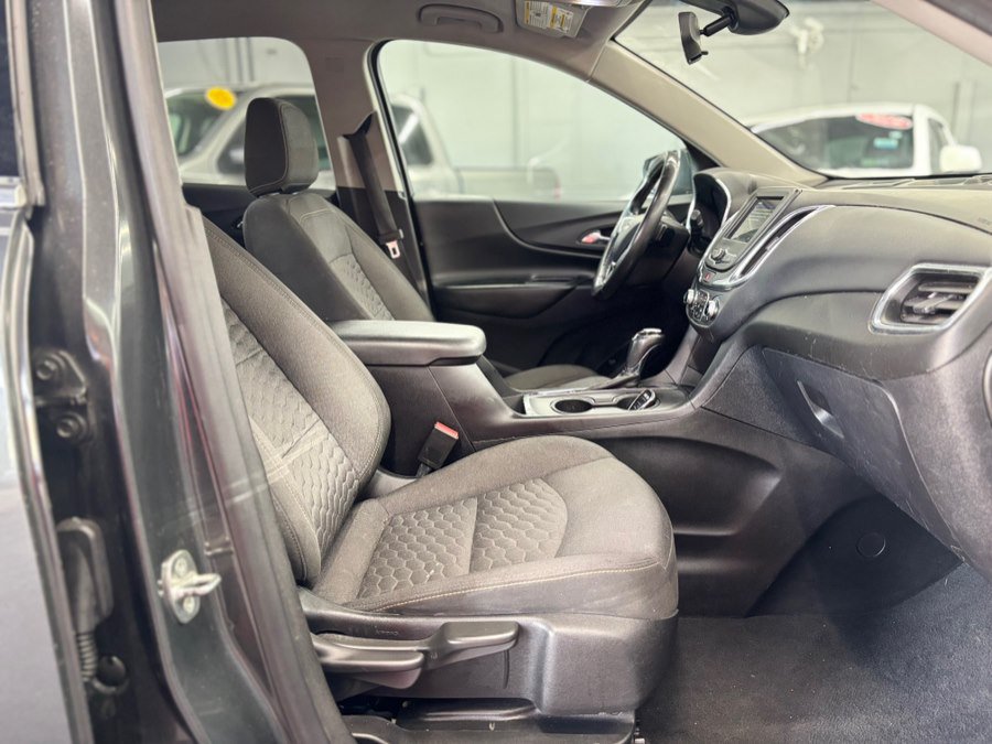 Used 2019 Chevrolet Equinox LT w/ Driver Convenience Package FWD image 20