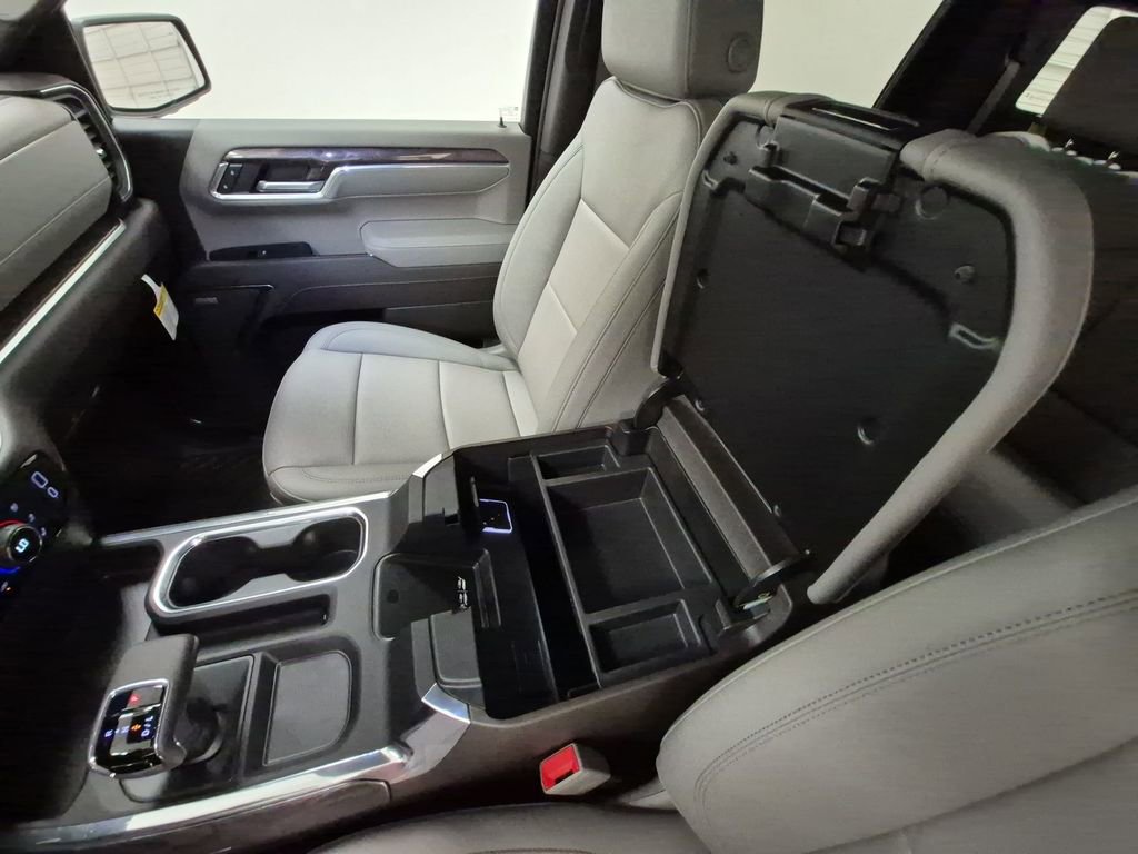 New 2026 Chevrolet Silverado 1500 LTZ w/ Technology Package image 36