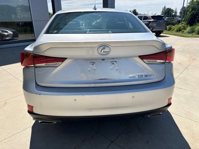 Used 2018 Lexus IS 300 AWD w/ Comfort Package image 6