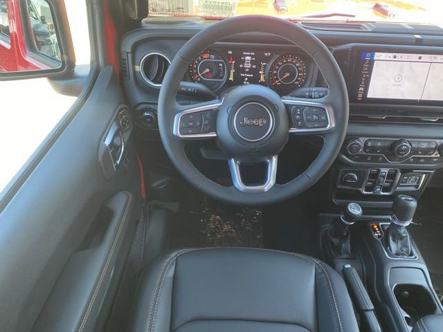 New 2025 Jeep Wrangler Sahara image 38