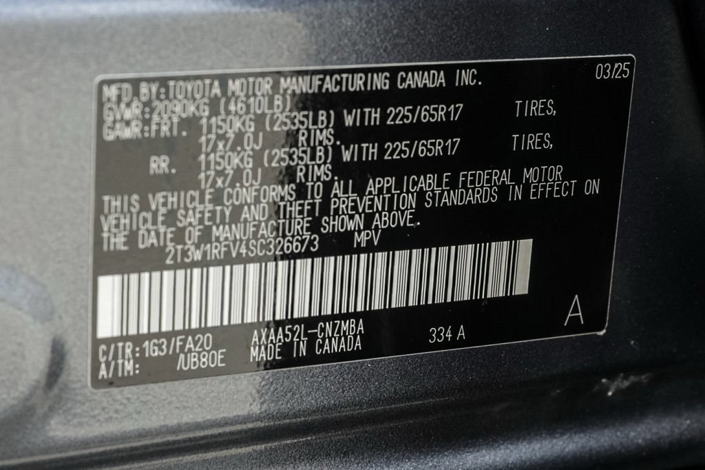 Used 2025 Toyota RAV4 XLE FWD image 38