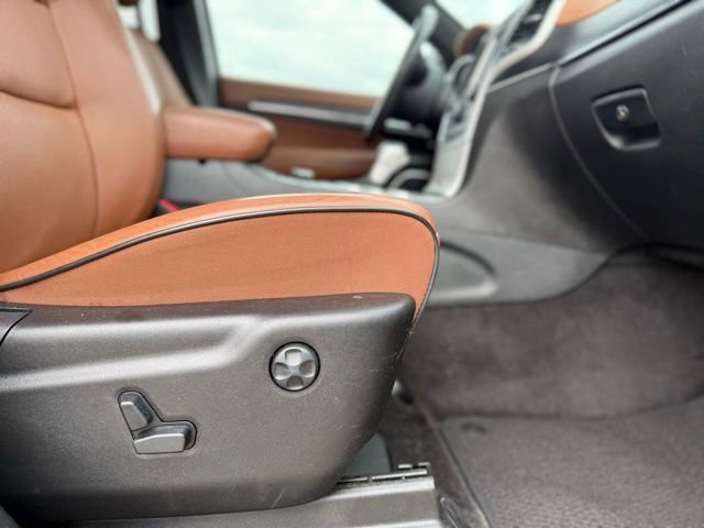 Used 2018 Jeep Grand Cherokee Summit w/ Platinum Series Group image 21