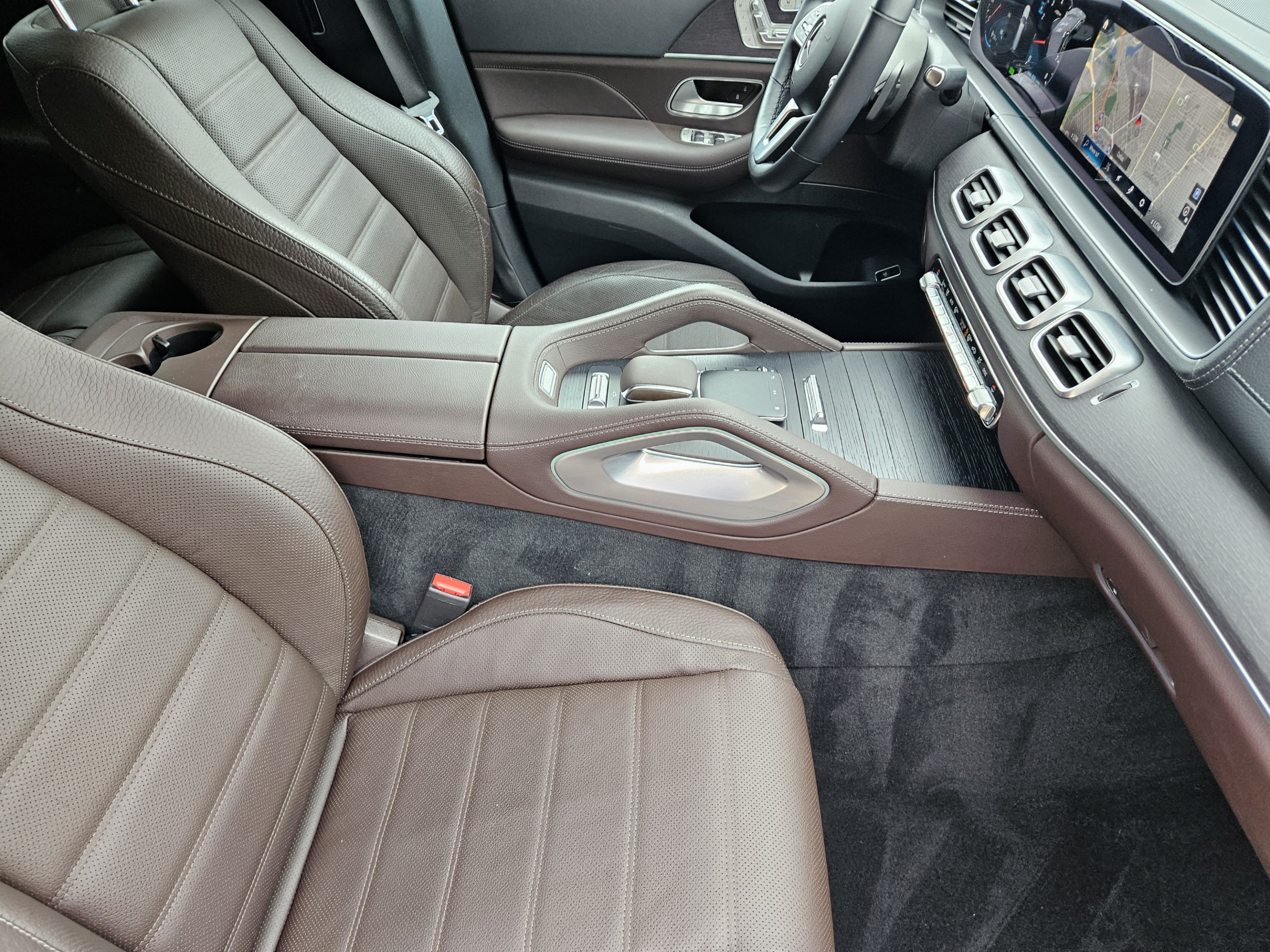 Used 2022 Mercedes-Benz GLS 450 4MATIC image 11
