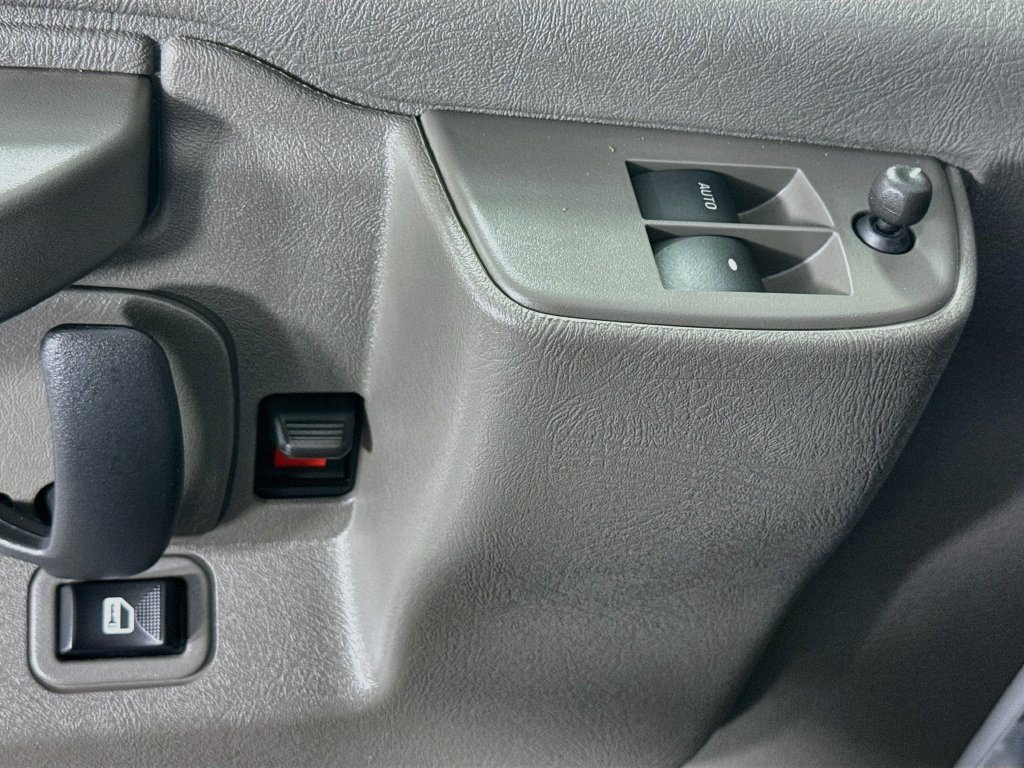 Used 2025 Chevrolet Express 2500 RWD image 19