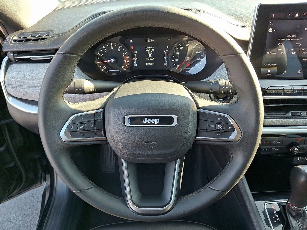 Used 2024 Jeep Compass Latitude image 18