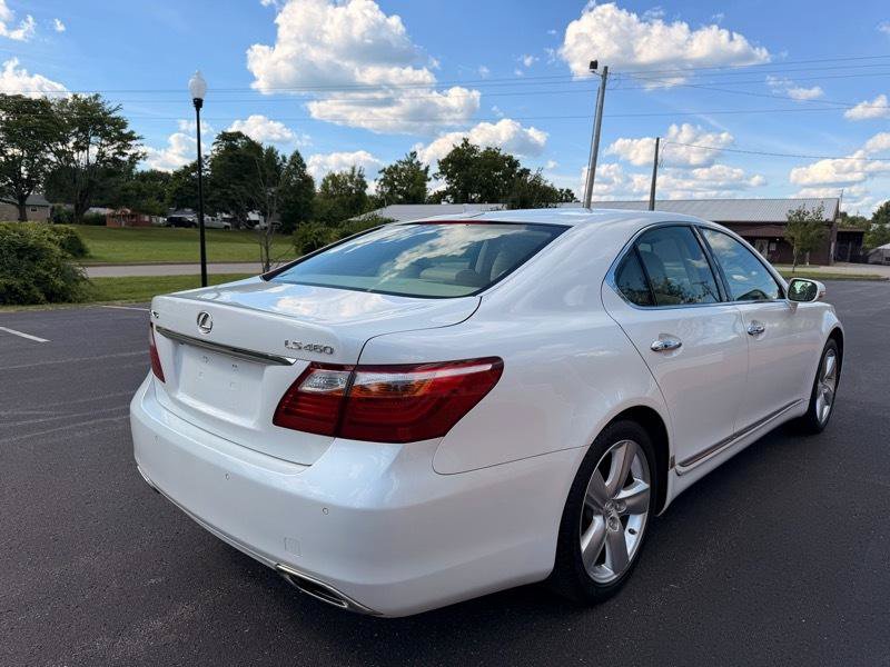 Used 2010 Lexus LS 460 RWD image 6