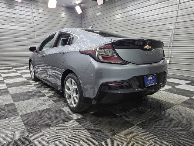 Used 2018 Chevrolet Volt Premier w/ Driver Confidence Package FWD image 7